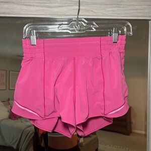 Lululemon Hotty Hot High Rise 2.5”